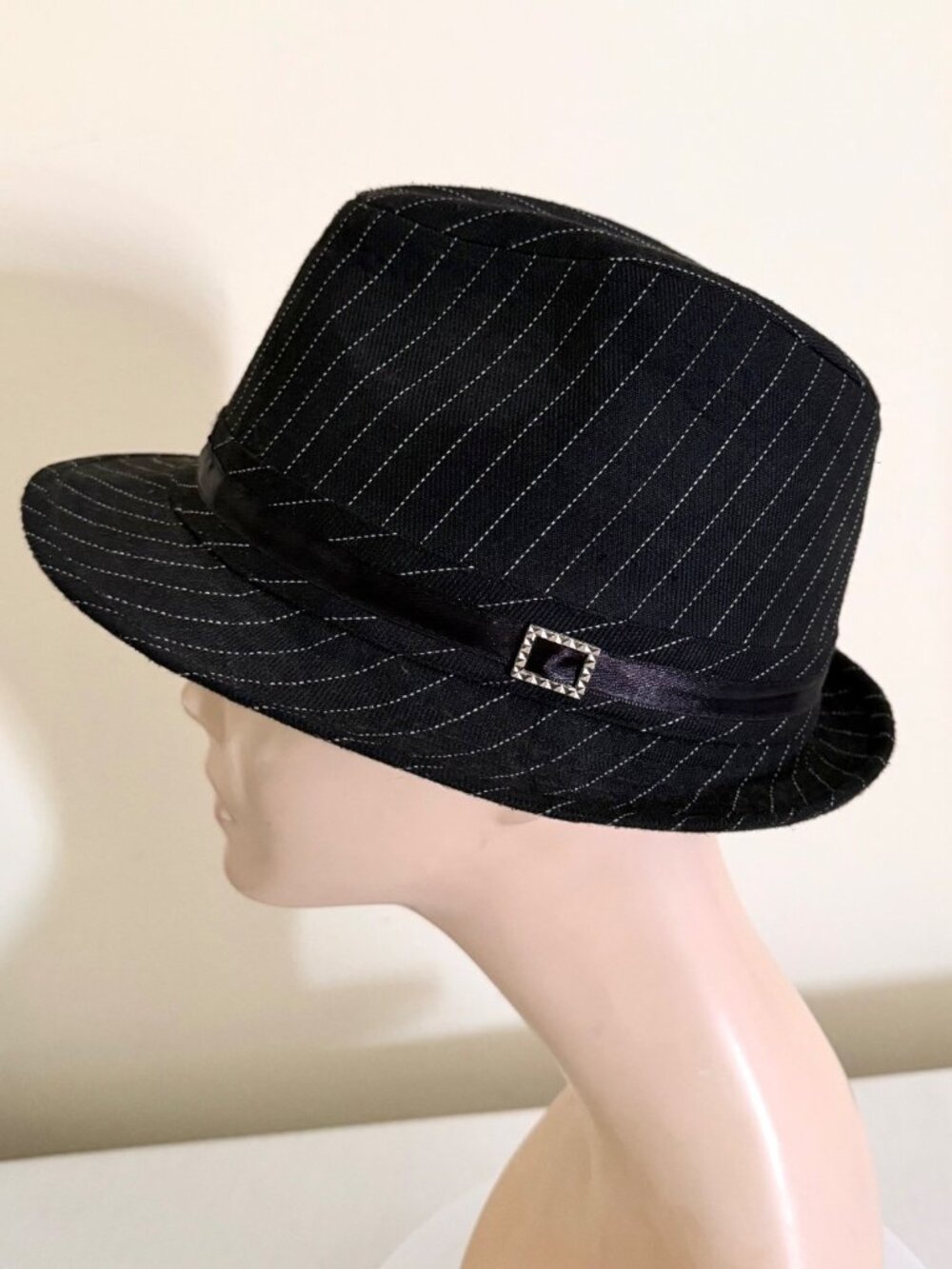 D&Y One Size Black Pinstripe Fedora Retro Theater Costume Short Brim Hat